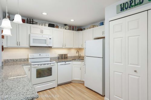 65 Lexington Ct, Tinton Falls NJ  07701-5466 exterior