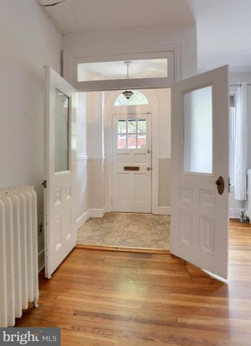 326 Mary St, Lancaster PA  17603-3331 exterior