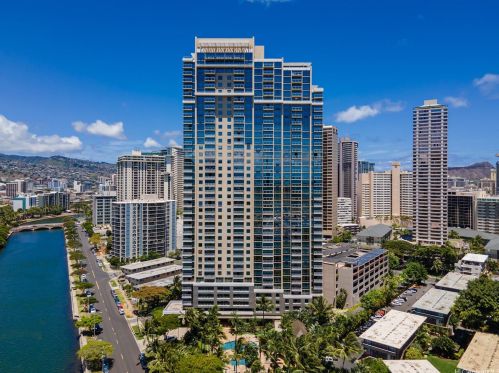 1551 Ala Wai Blvd, Honolulu HI  96815-1011 exterior