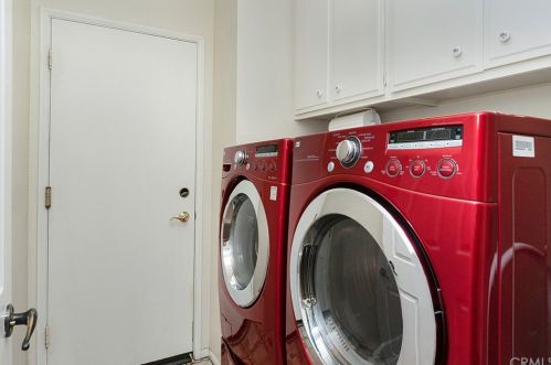 6 Descanso, Irvine CA  92620-1843 exterior