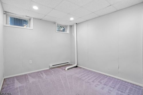 27 Grant Way, Princeton NJ  08540-1667 exterior