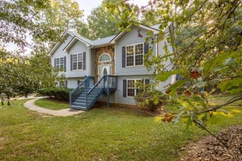 20 Eastwood Ter, Porterdale, GA 30014-4917