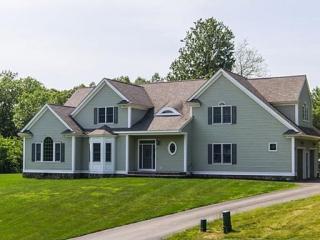 32 Koper Ln, Pelham, NH 03076-2609