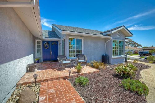 4738 Edinburgh Dr, Carlsbad, CA 92010-6502