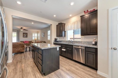 5712 Freestone Dr, Arboga CA  95901-8701 exterior