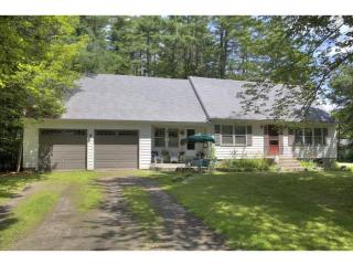 14 Paige Dr, Merrimack, NH 03054-2837