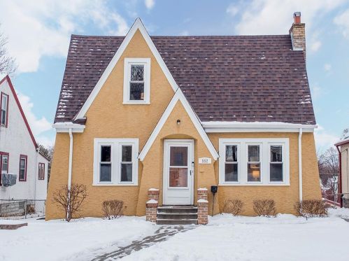 552 Brimhall St, Saint Paul MN  55116-1509 exterior