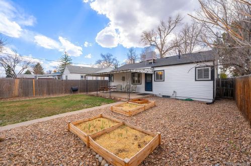 1956 Lansing St, Denver CO  80010-2524 exterior