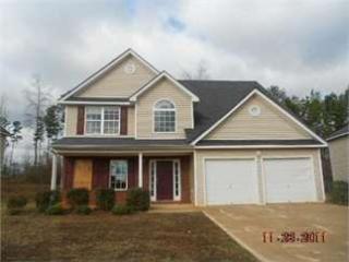 352 Cobblestone Ct, Hampton, GA 30228-4820