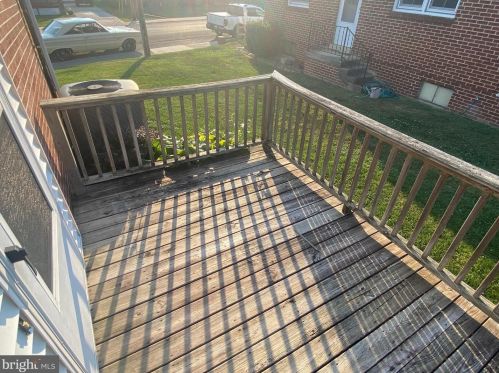 105 Burr St, Rig, WV 26836-1209