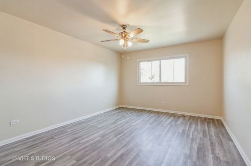 2 Bunting Cir, Lemont IL  60440-1224 exterior