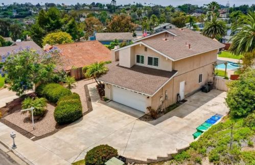2724 Chestnut Ave, Carlsbad, CA 92010-2125