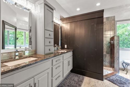 13470 Geneva Way, Saint Paul MN  55124-8594 exterior