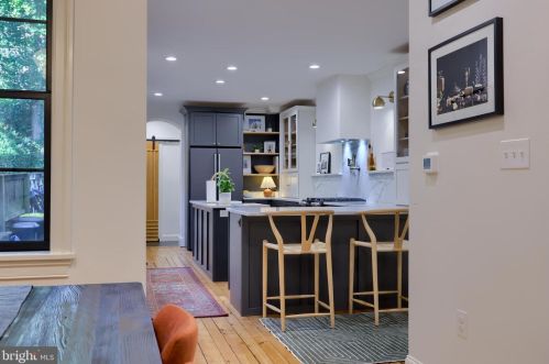 330 Mary St, Lancaster PA  17603-3328 exterior