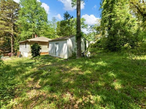 2778 Harlan Dr, Atlanta GA  30344-3761 exterior