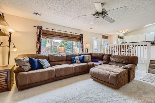 21631 Crestridge Pl, Aurora CO 80015-3596 exterior