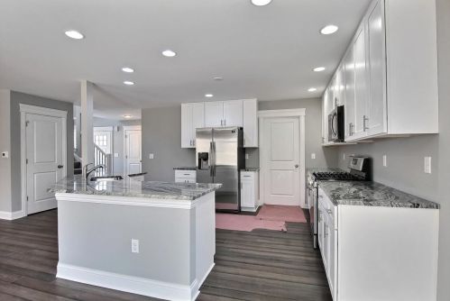 1100 Virginia St, Hobart IN  exterior