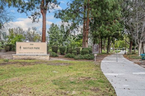 1190 Tivoli Ln, Simi Valley CA  93065-0980 exterior