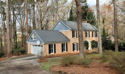 4695 Buckskin Trl, Lilburn, GA 30047-4242
