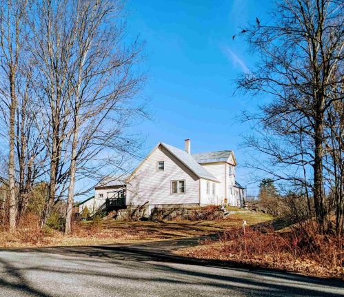22 Garney Rd, Wakefield, NH 03872-4039