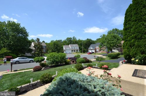 15209 Warbler Ct, Woodbridge, VA 22193-1683