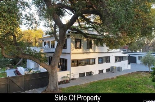 1616 Wabasso Way, Glendale CA  91208-2441 exterior