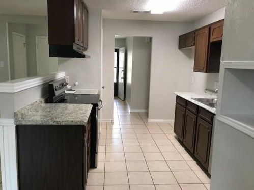 540 Annapolis Dr, Fort Worth TX  76108-4007 exterior