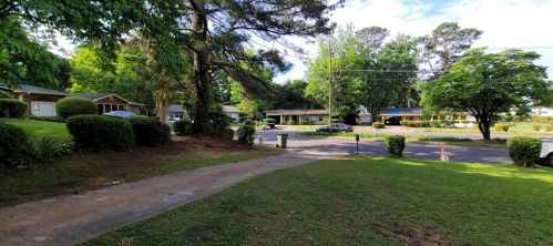390 Lincoln Pl, Atlanta, GA 30315-3616