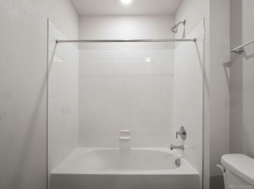 766 Rome St, Aurora CO 80019-3144 exterior