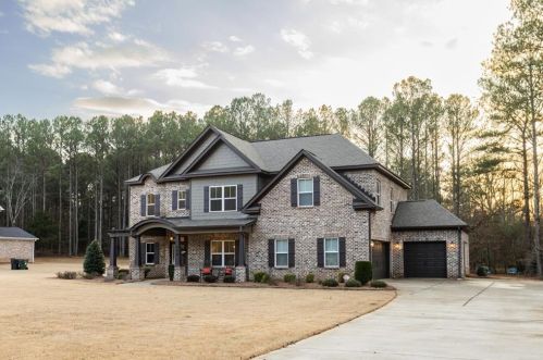 608 Shepherds Xing, Oxford, GA 30054-3125