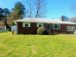 817 Showalter Rd, Yorktown, VA 23692-3363
