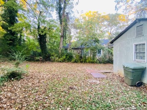 13 Johnson Rd, Atlanta, GA 30318-4803