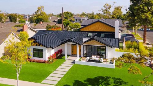 3152 Woodstock Rd, Los Alamitos CA  90720-4523 exterior