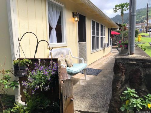 3077 Woolsey Pl, Honolulu HI  96822-1569 exterior