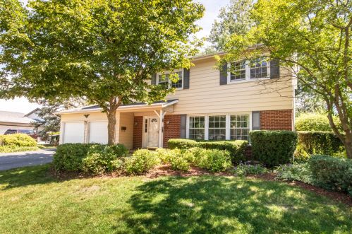 2815 Mitchell Ave, Arlington Hts, IL 60004-2048