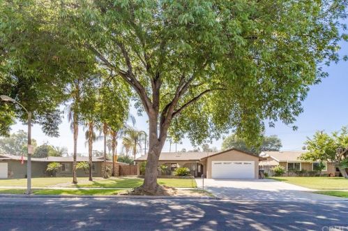 9996 Fox St, Riverside, CA 92503-5406