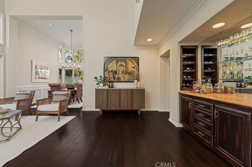 4375 Park Blu, Calabasas, CA 91302-2818