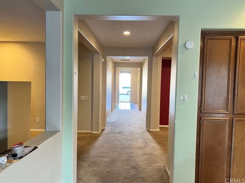 212 Gladiolus Way, San Jacinto, CA 92582-3783