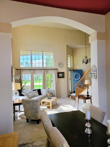 1307 Silver Cir, Hanover Park, IL 60103-8905