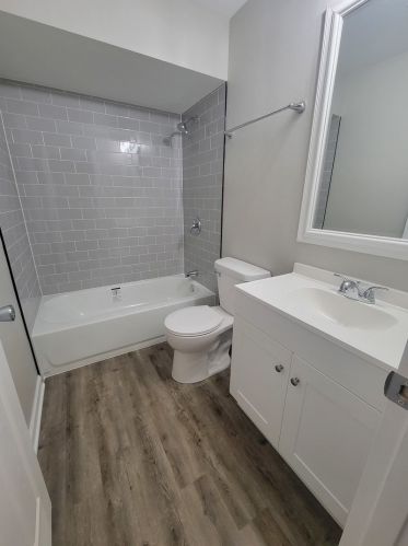 447 Sullivan Cir, Lemont IL  60440-2093 exterior