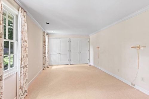 152 Burdette Rd, Atlanta GA  30327-4804 exterior