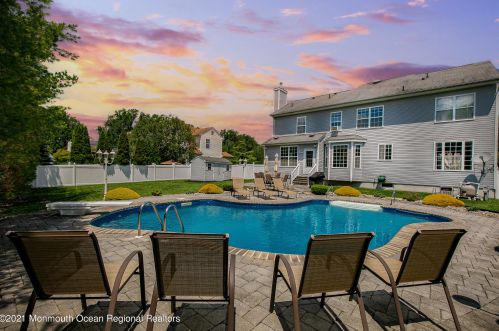 14 Scarborough Dr, Jackson Twp, NJ 08527-1295