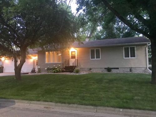 308 Minnesota Ave, Prinsburg, MN 56281-9760