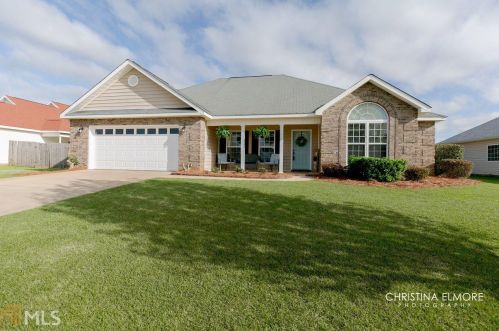 310 Falkirk Dr, Warner Robins, GA 31088-1237