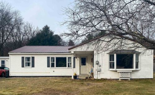 66 Monument Rd, Hinsdale, NH 03451-2038