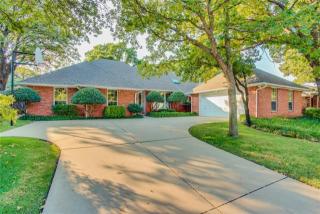 2009 Mission Rd, Edmond, OK 73034-6822
