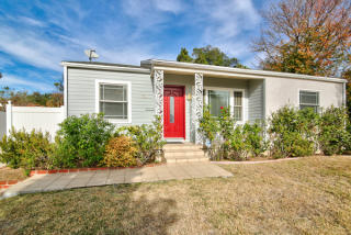 1185 Meadowbrook Rd, Altadena, CA 91001-3133