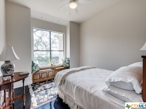 1009 Bluewater Pl, Spring Branch TX 78070-5485 exterior