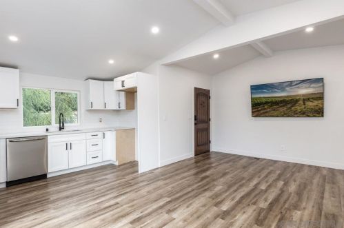 248 Lento Ln, El Cajon, CA 92021-4228