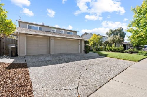 677 New Compton Dr, San Jose, CA 95136-2935